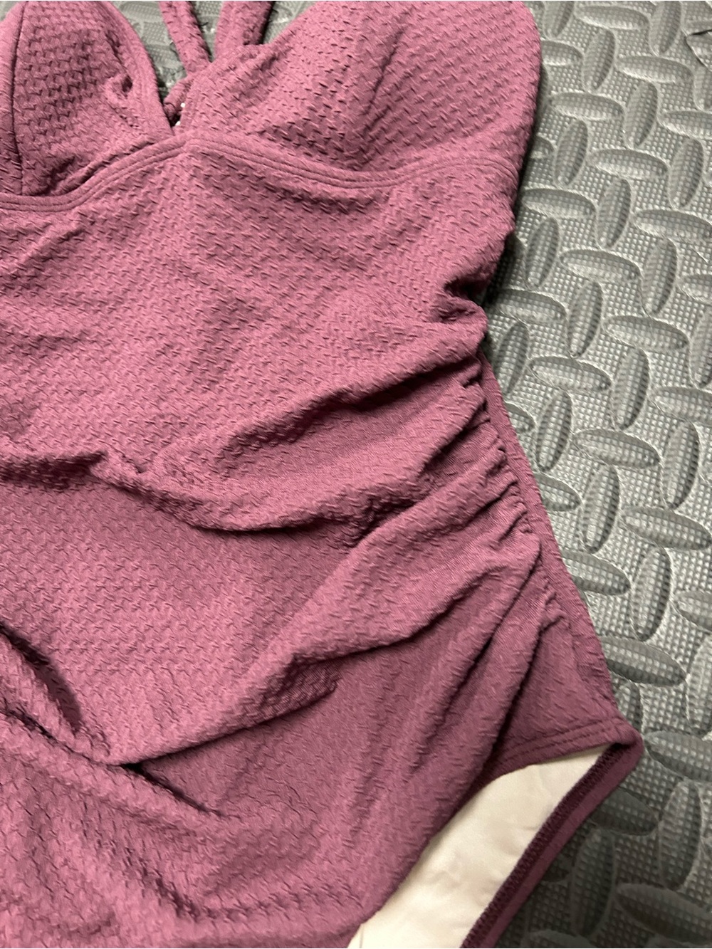NWT Plum Texture Plunging Tummy Control One-Piece -Large - Picture 6 of 8